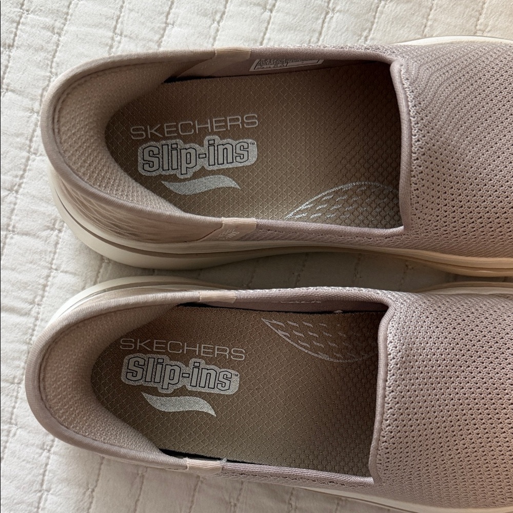 Skechers Women’s Loafers - Taupe - Picture 2 of 5